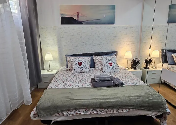 Apartamento Cave -1 Estudio Inteiro No Areeiro Em Lisboa