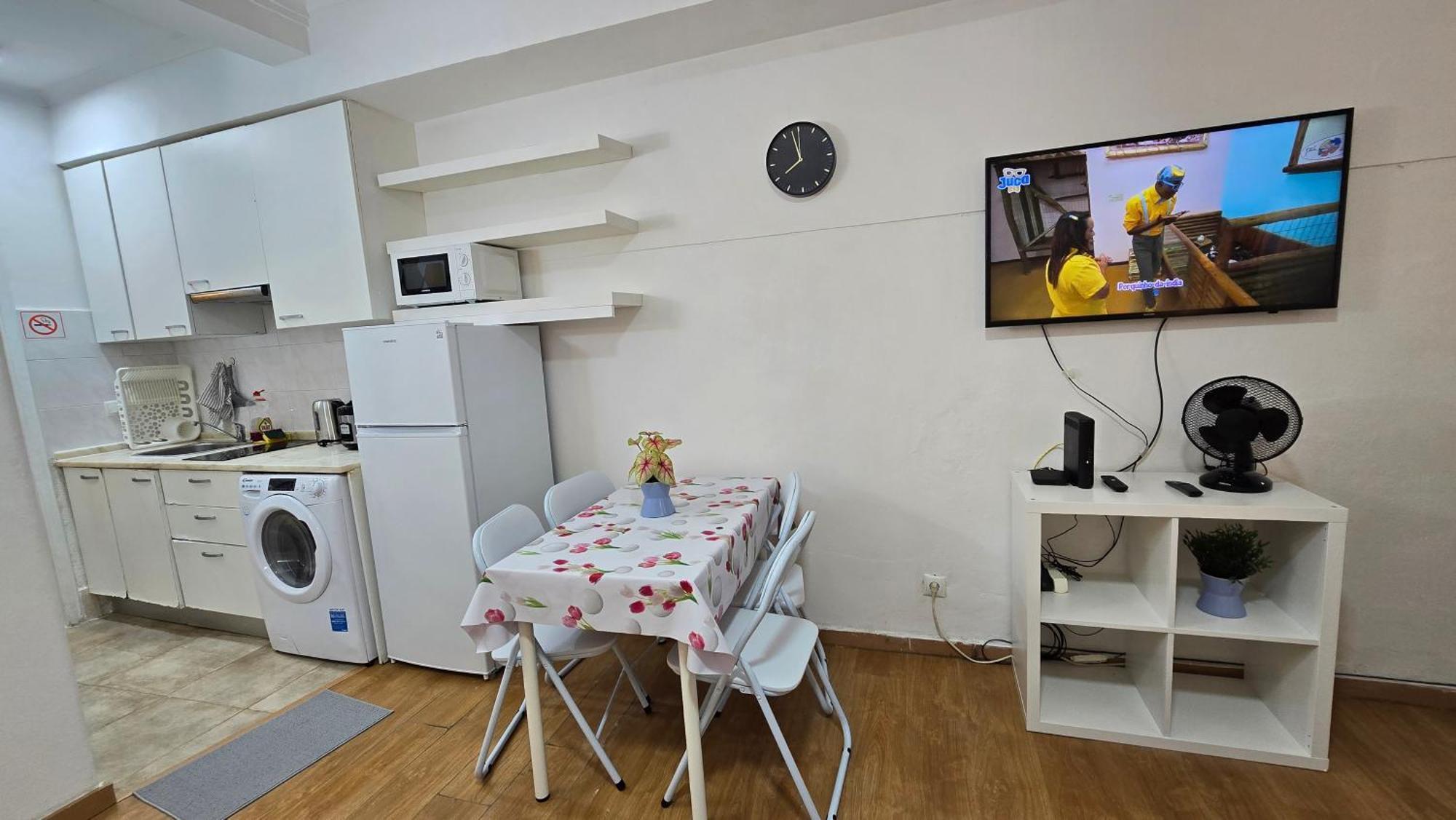 Apartment Cave -1 Estudio Inteiro No Areeiro Em *